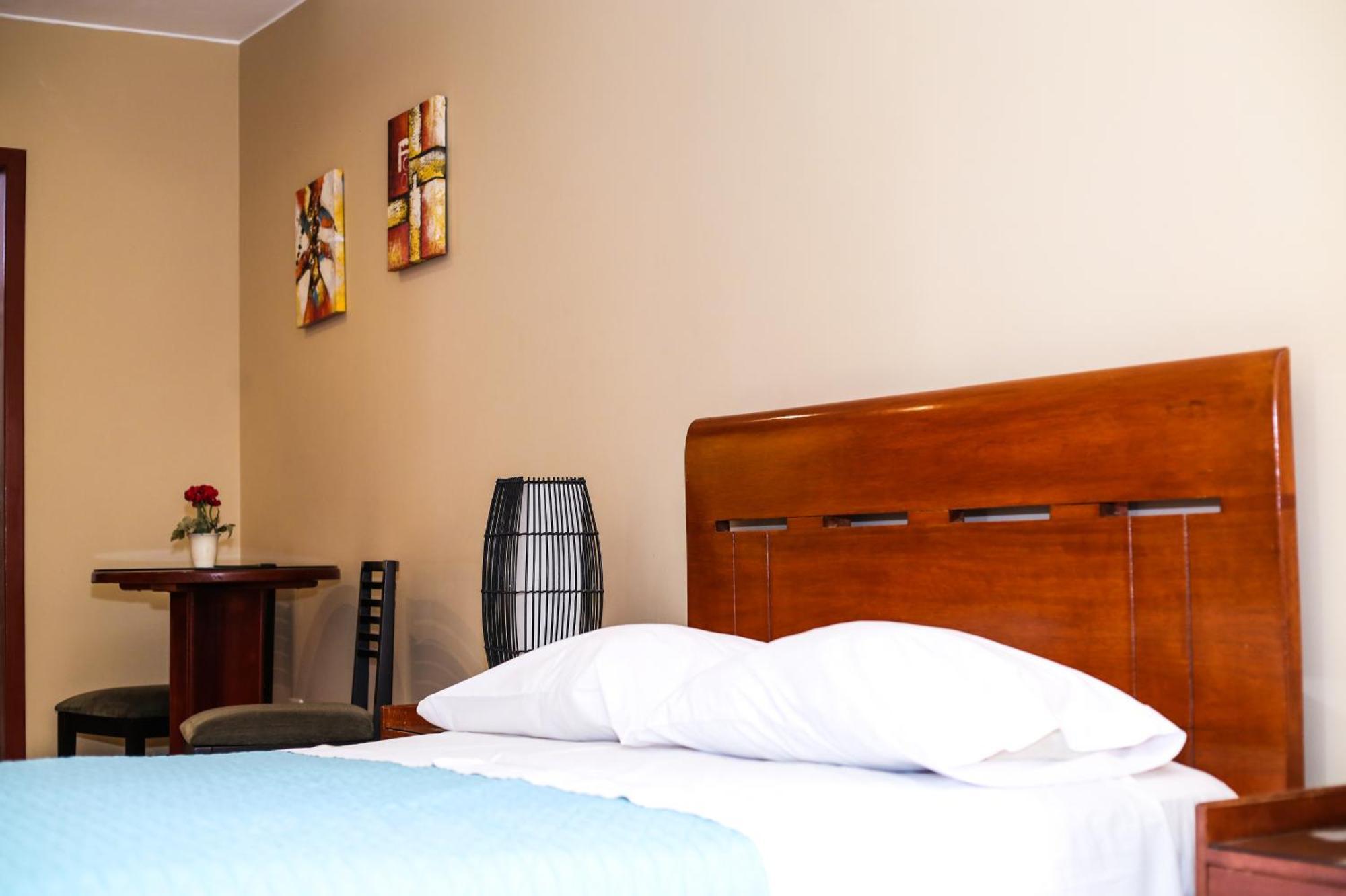 Apart Hotel El Canaveral ชินชาอัลตา ภายนอก รูปภาพ